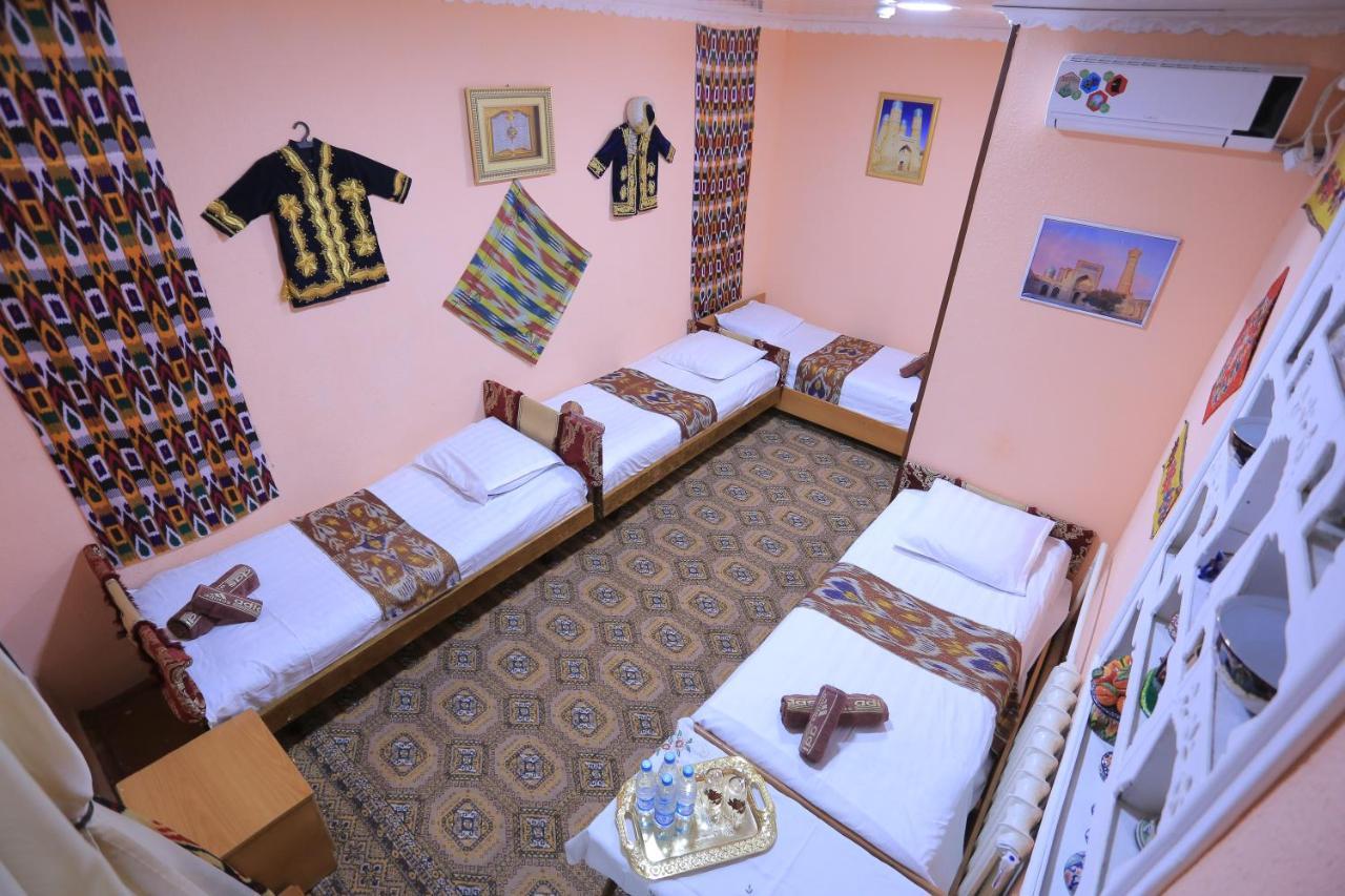 Fayz Hostel بخارى المظهر الخارجي الصورة