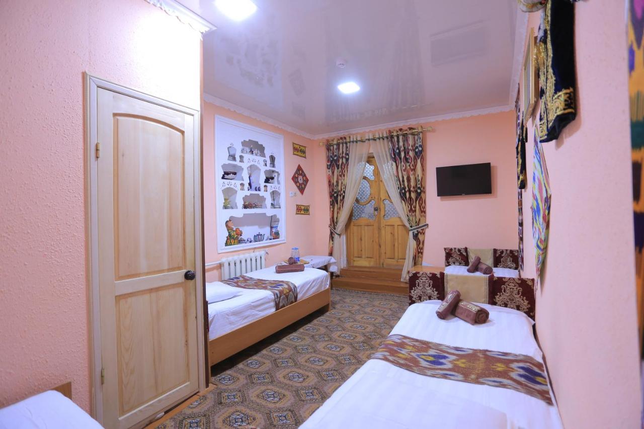 Fayz Hostel بخارى المظهر الخارجي الصورة